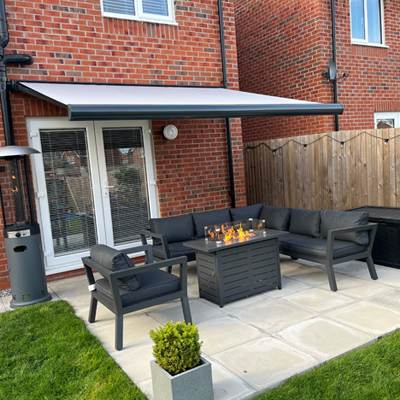 south-coast-blinds-awnings-portsmouth-retractable-garden-awnings-solutions